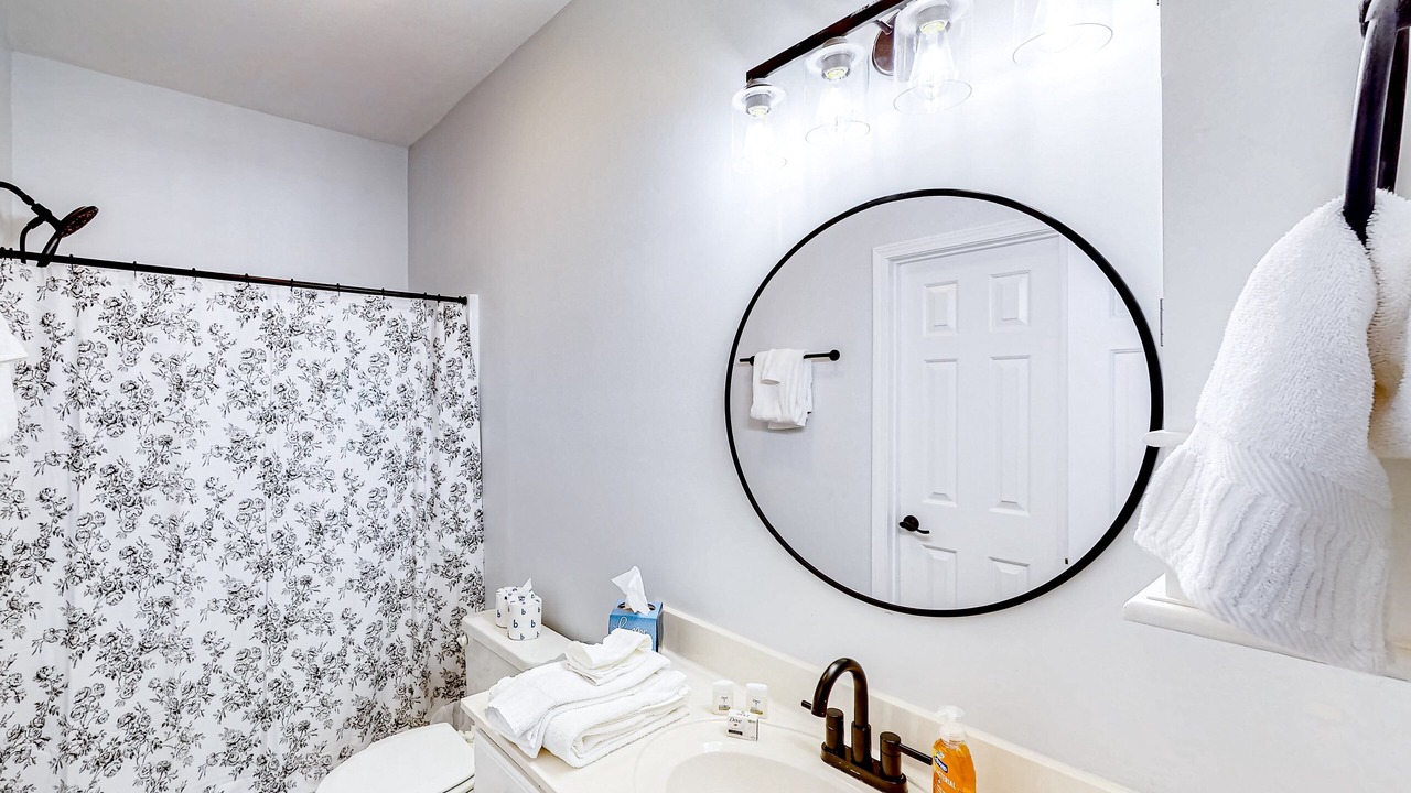 Photo of Bathroom in Sunset Beach