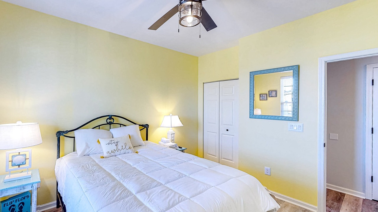 Photo of Bedroom in Sunset Beach