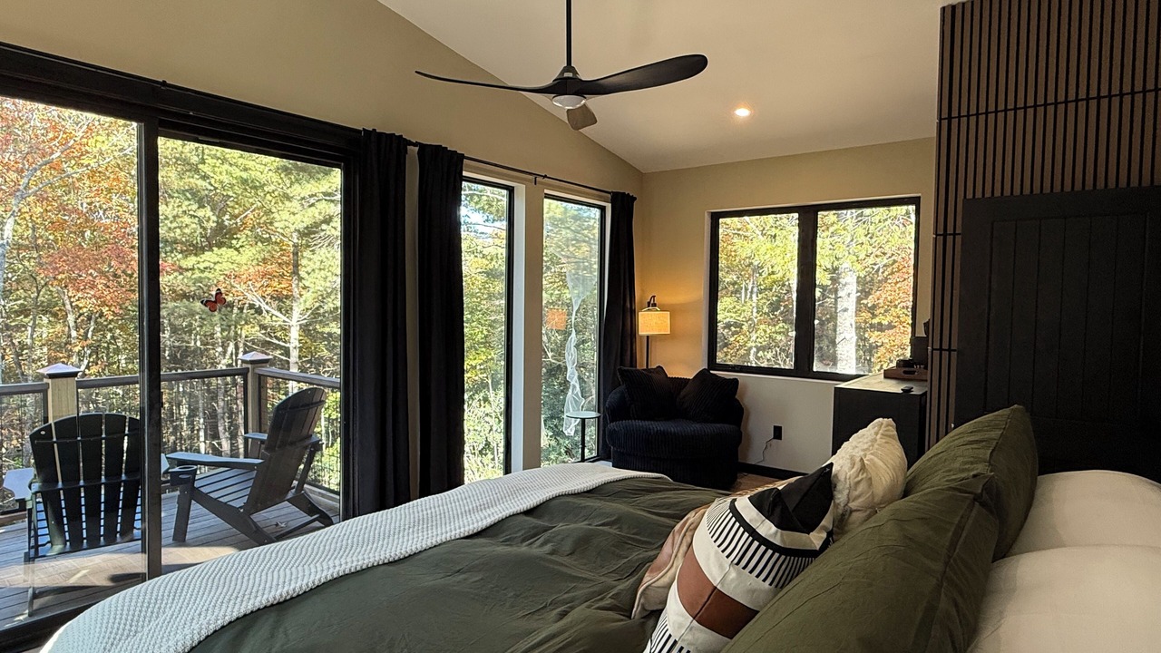 Photo of Bedroom in Skyland