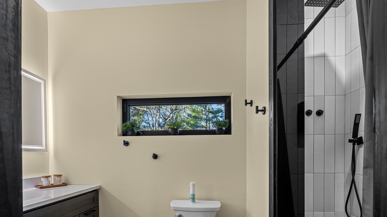 Photo of Bathroom in Skyland