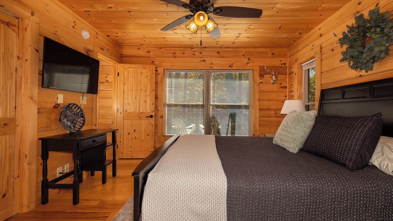 Photo of Bedroom in Deep Gap