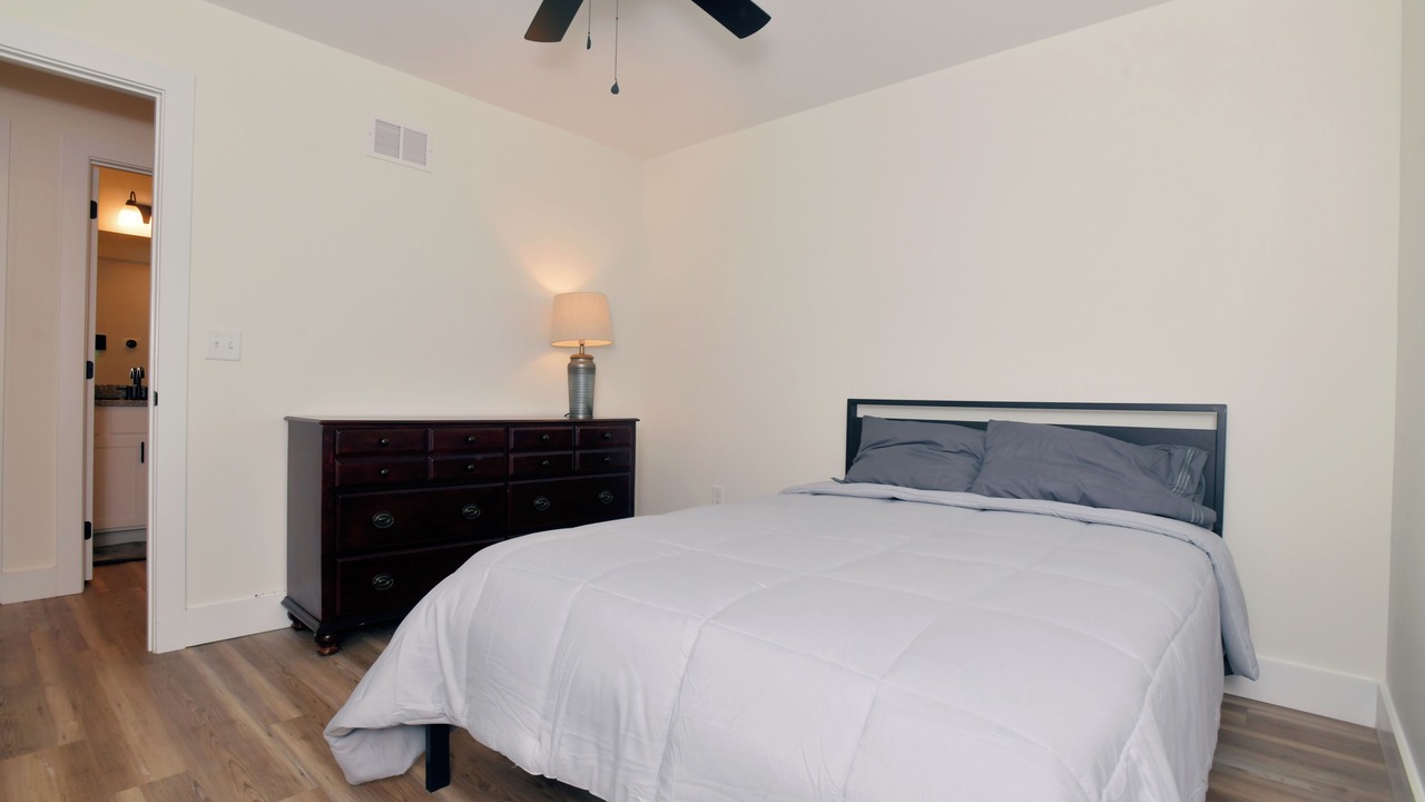 Photo of Bedroom in Berea