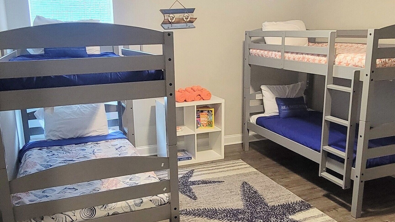 Photo of Bedroom in Sunset Beach