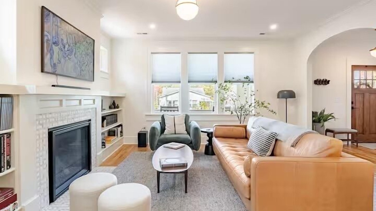Photo of Livingroom in Knoxville