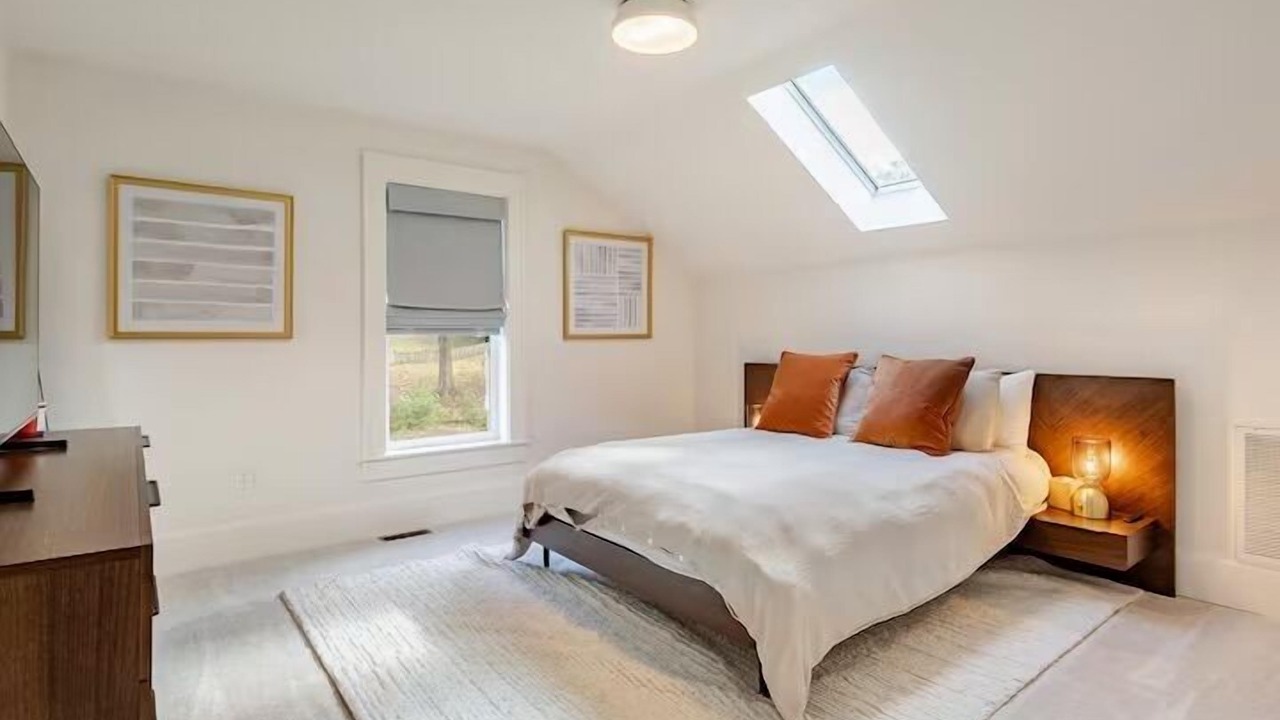 Photo of Bedroom in Knoxville