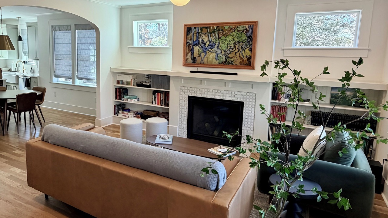 Photo of Livingroom in Knoxville