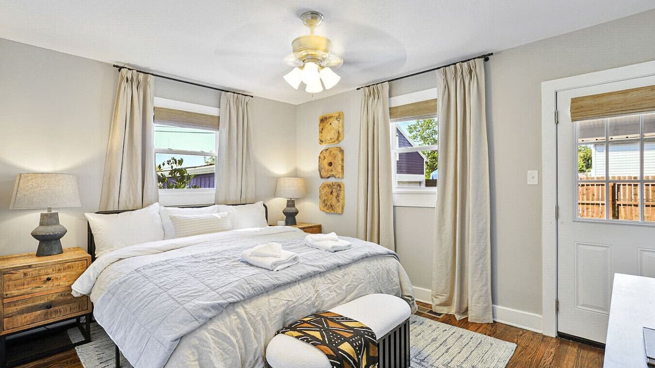 Photo of Bedroom in Knoxville