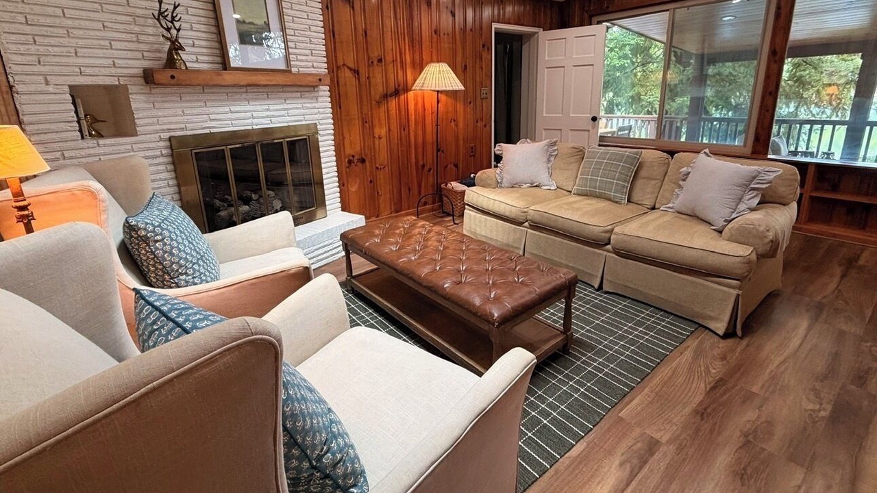 Photo of Livingroom in Mountain Rest
