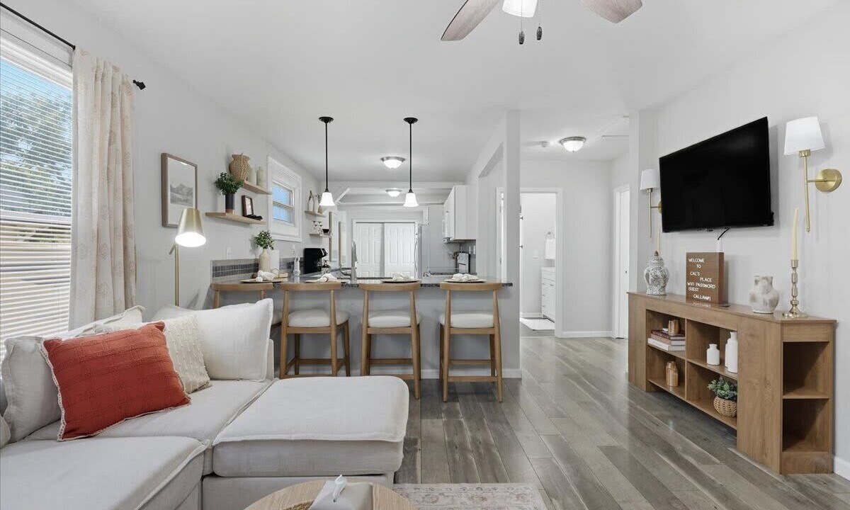 Photo of Livingroom in Alcoa