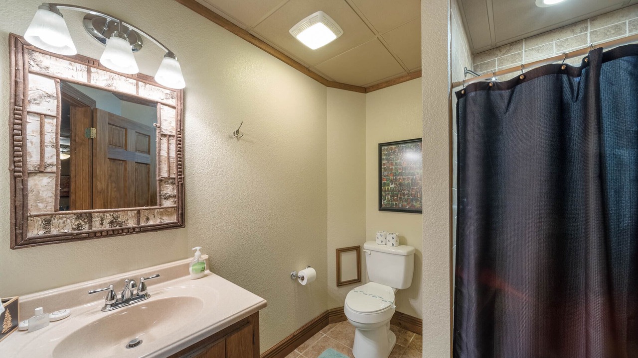 Photo of Bathroom in Todd