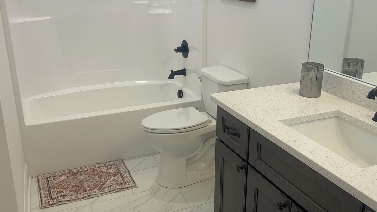 Photo of Bathroom in Graysville