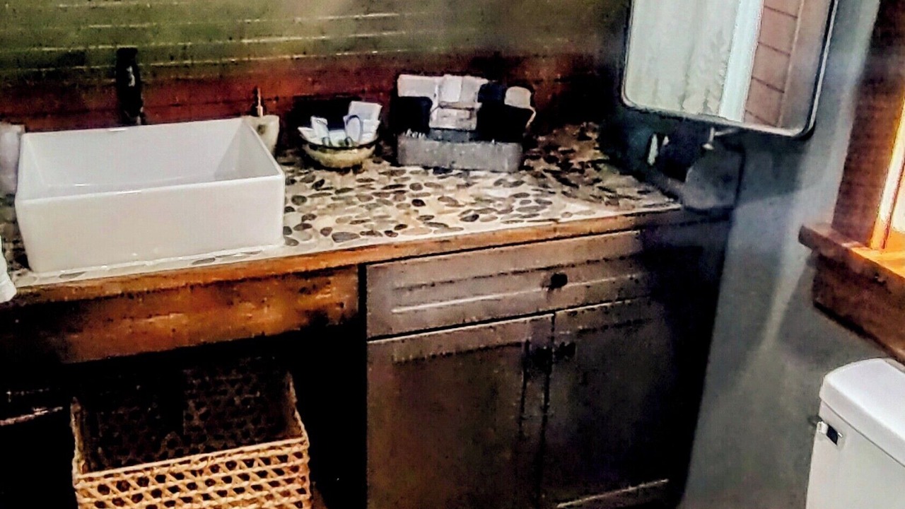 Photo of Bathroom in Black Mountain