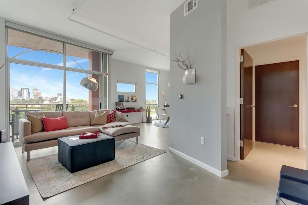 Photo of Livingroom in East Nashville