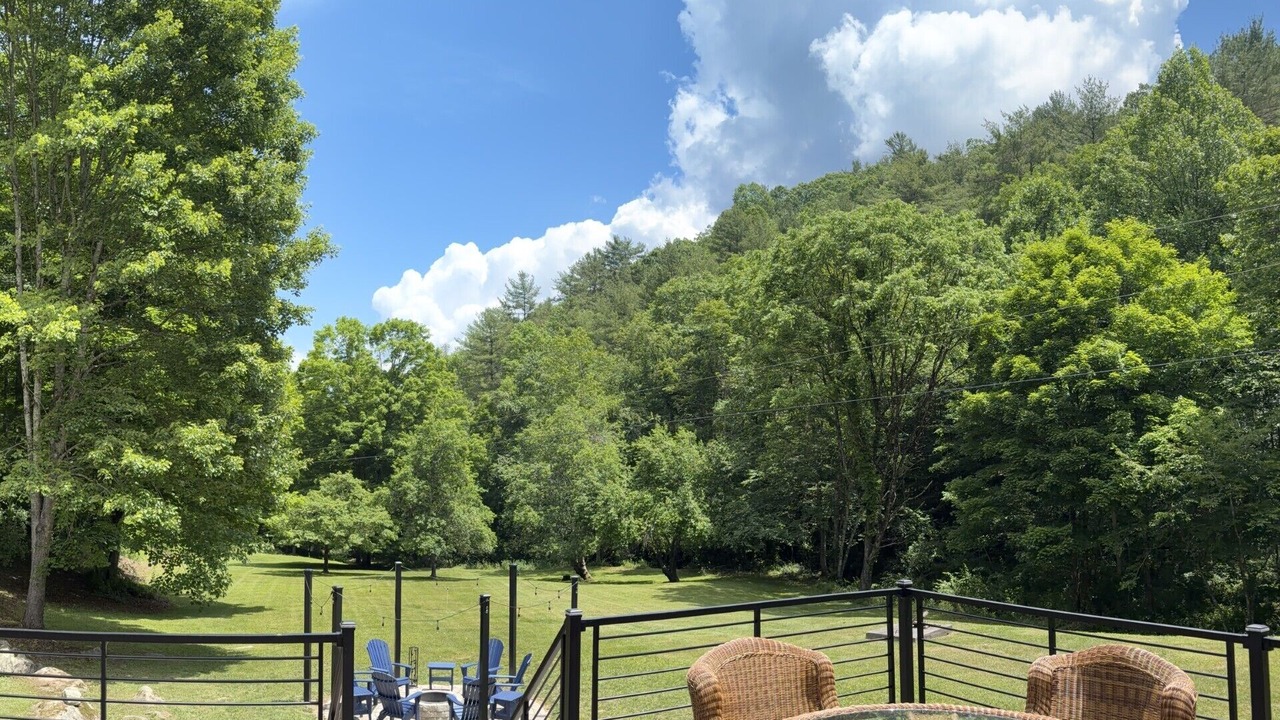 Photo of Outdoor in Beeson