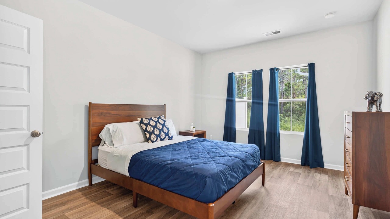 Photo of Bedroom in Ocean Isle Beach