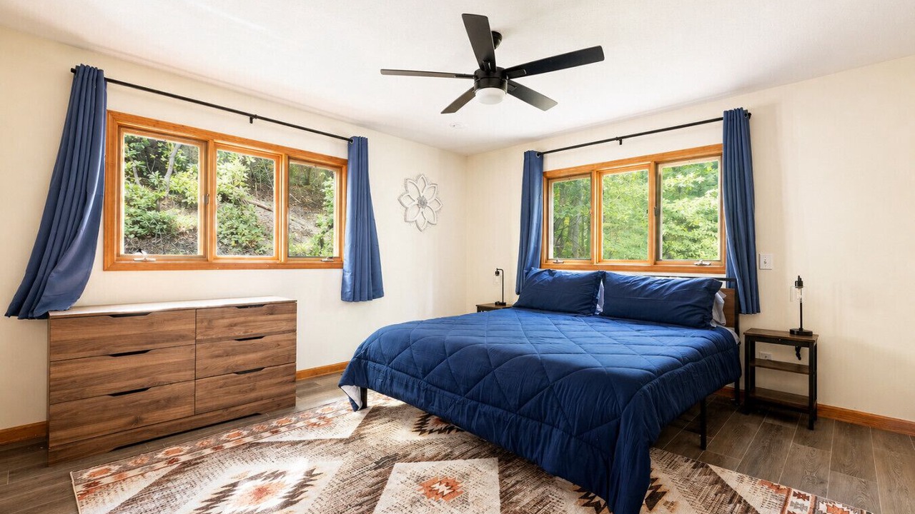 Photo of Bedroom in Helen
