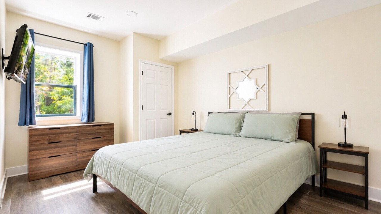 Photo of Bedroom in Helen