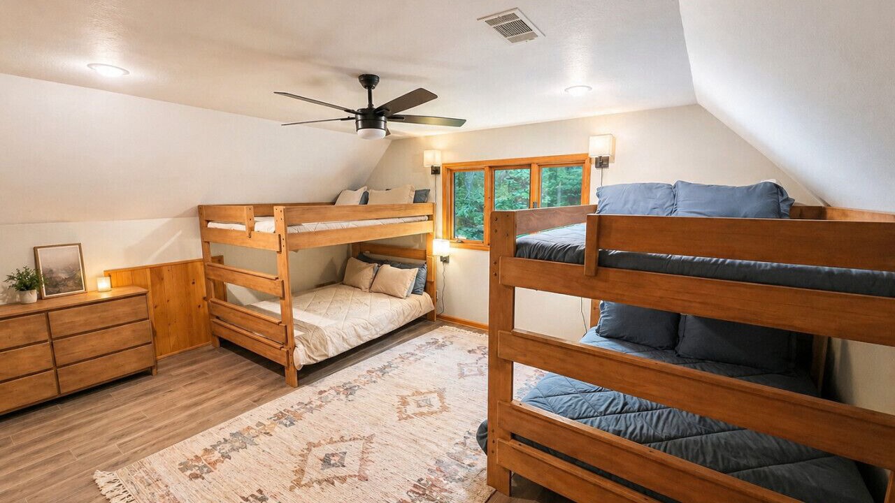 Photo of Bedroom in Helen