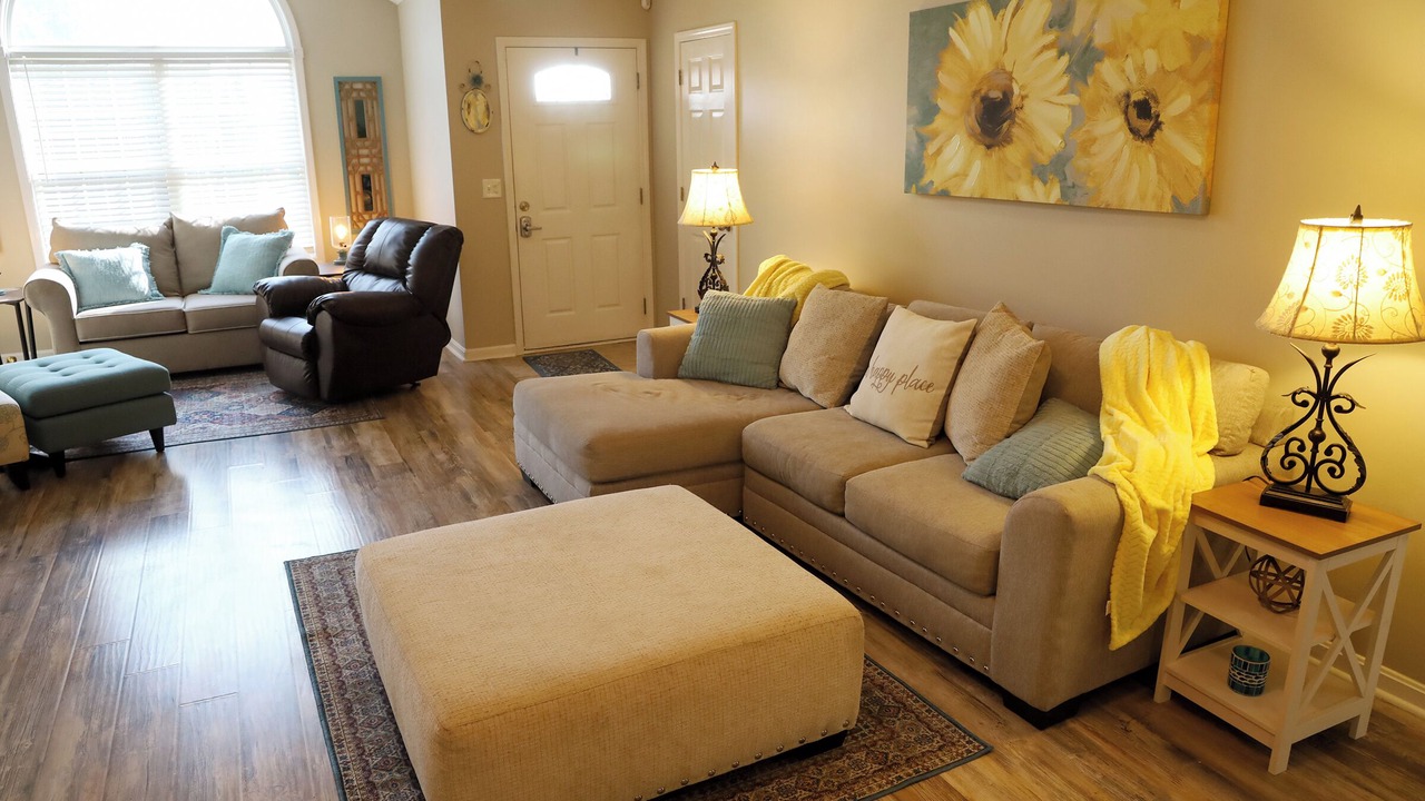 Photo of Livingroom in Charlestown