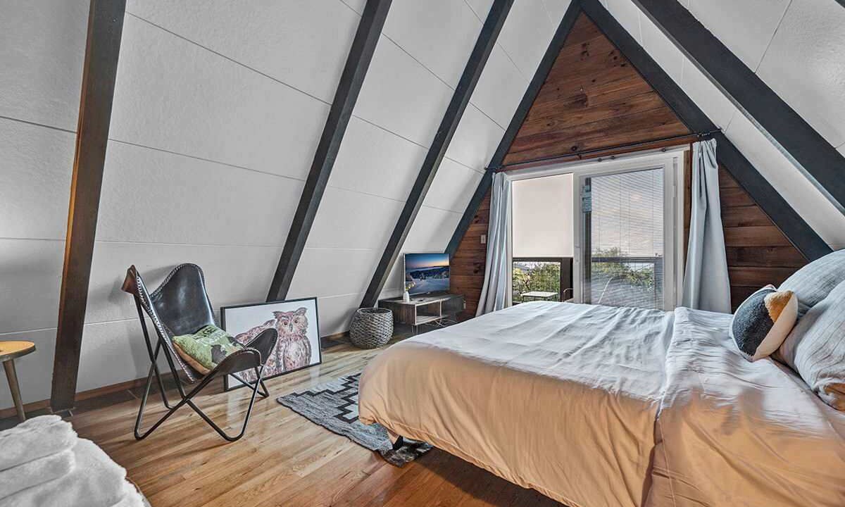 Photo of Bedroom in Beech Mountain
