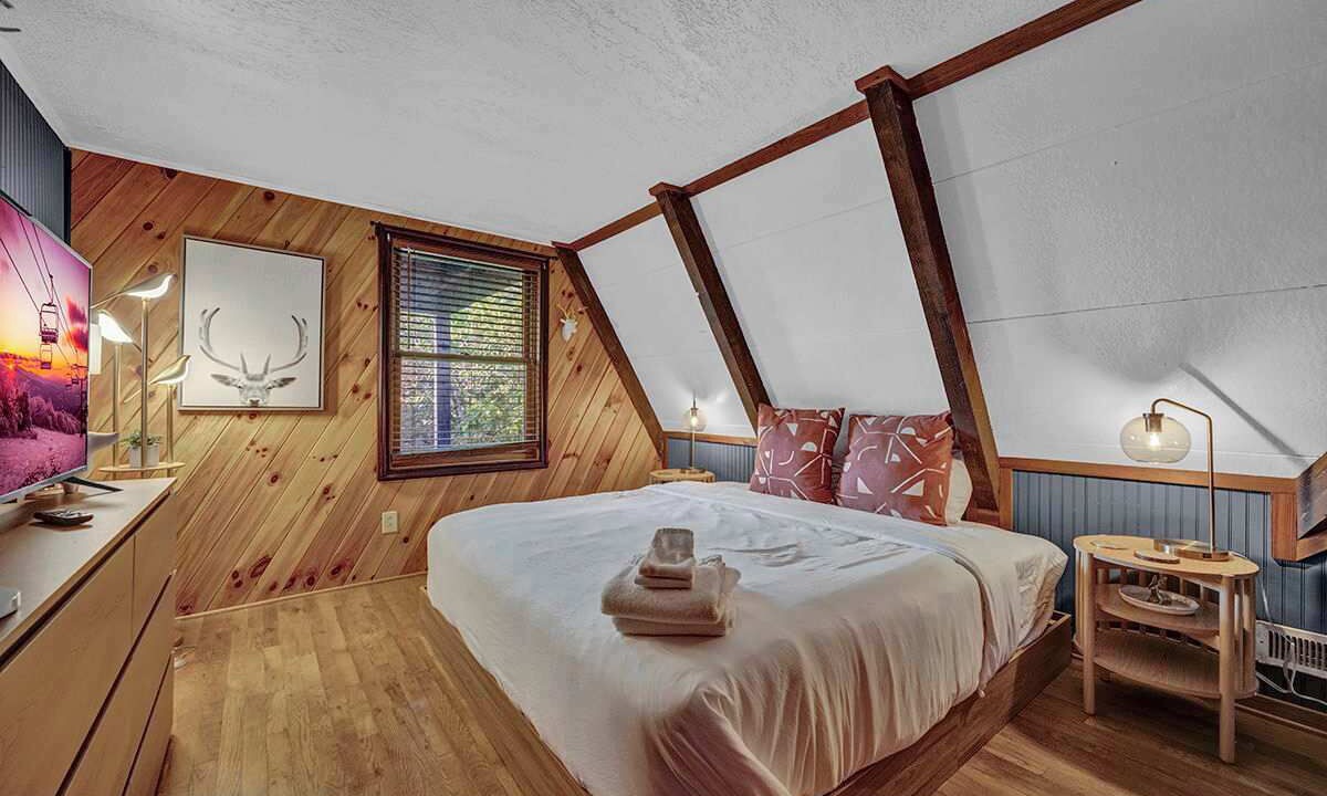 Photo of Bedroom in Beech Mountain