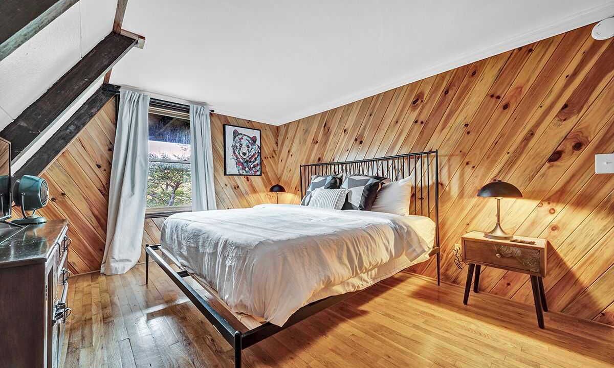 Photo of Bedroom in Beech Mountain