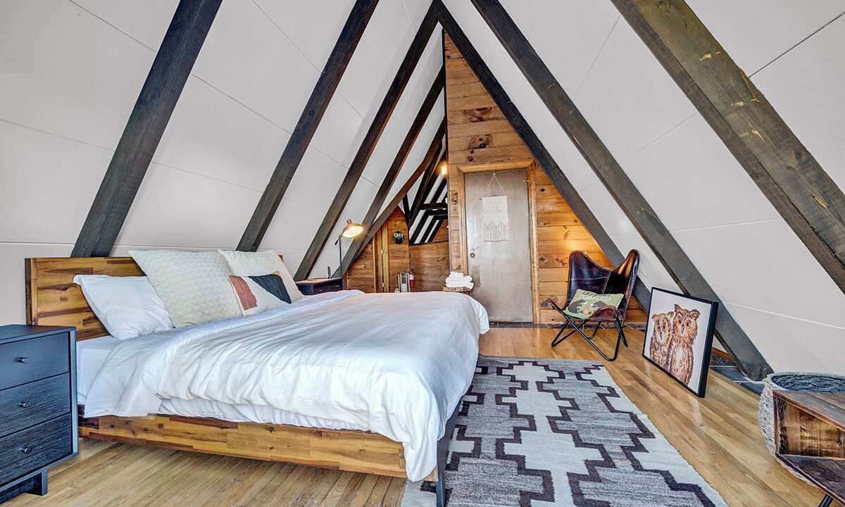 Photo of Bedroom in Beech Mountain