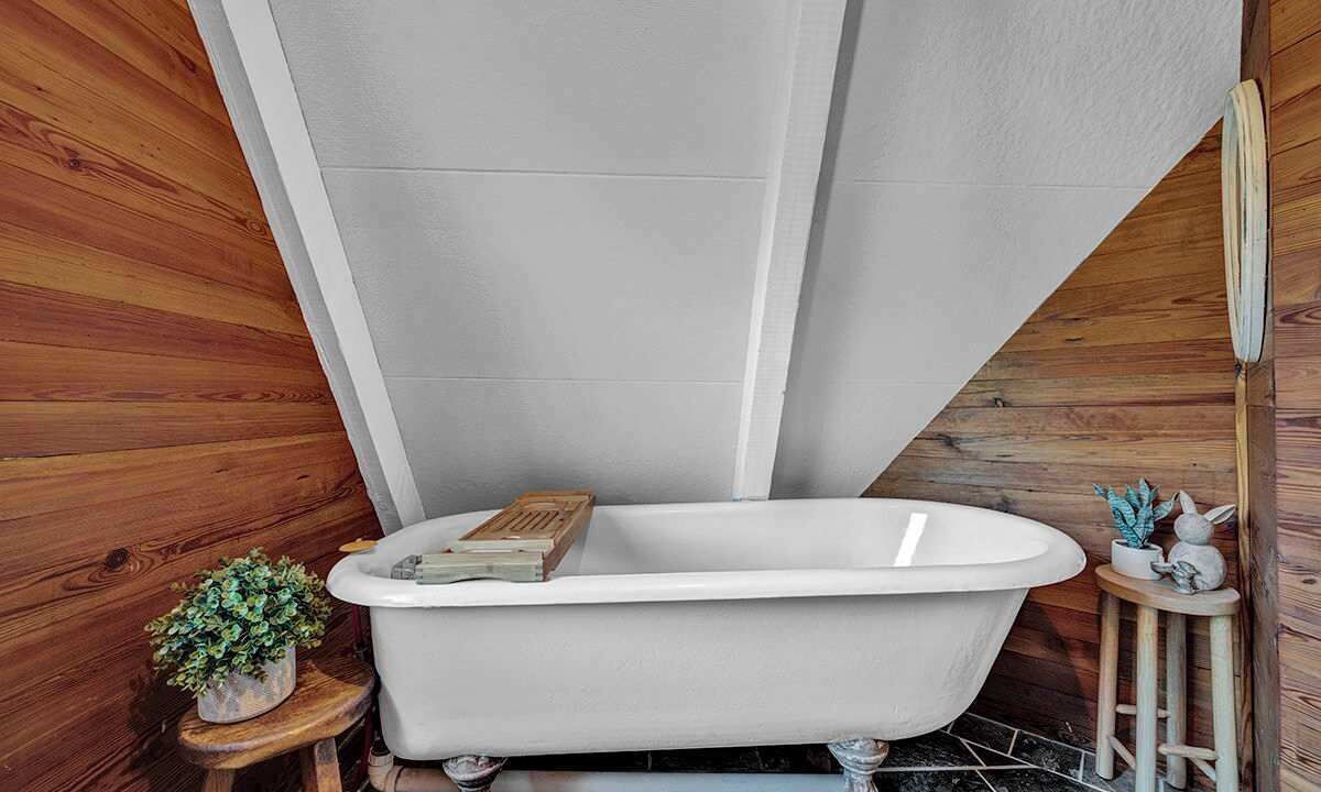 Photo of Bathroom in Beech Mountain