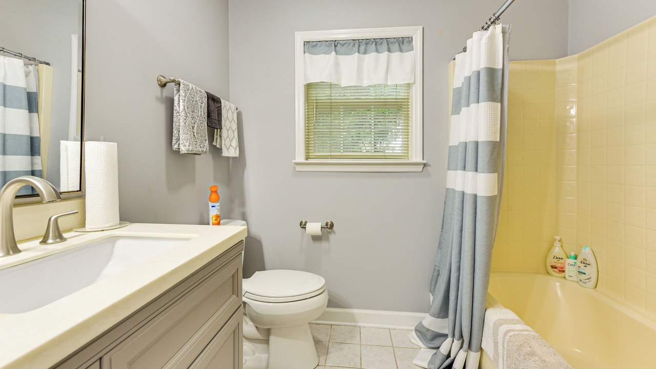 Photo of Bathroom in Beaufort