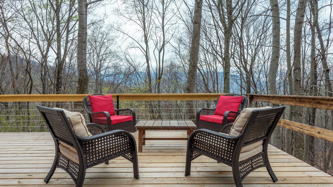 Photo of Patio Balcony in Weaverville