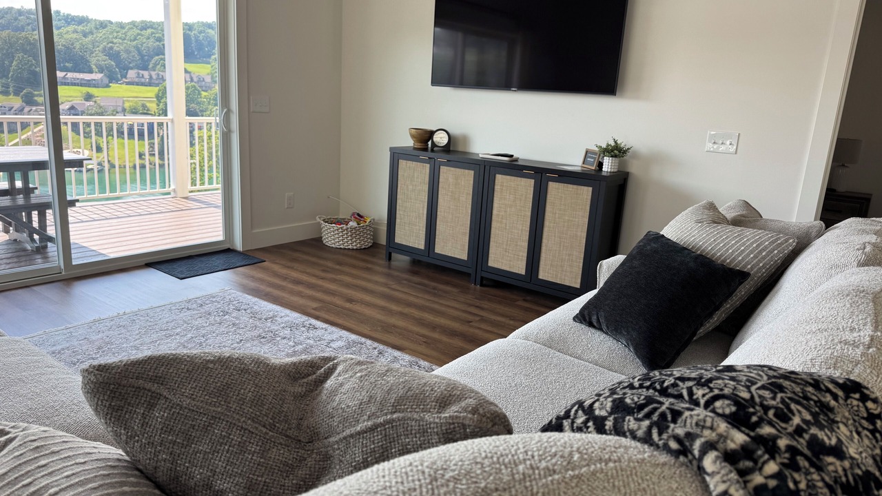 Photo of Livingroom in La Follette