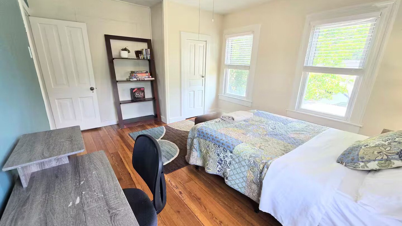Photo of Bedroom in Clyde