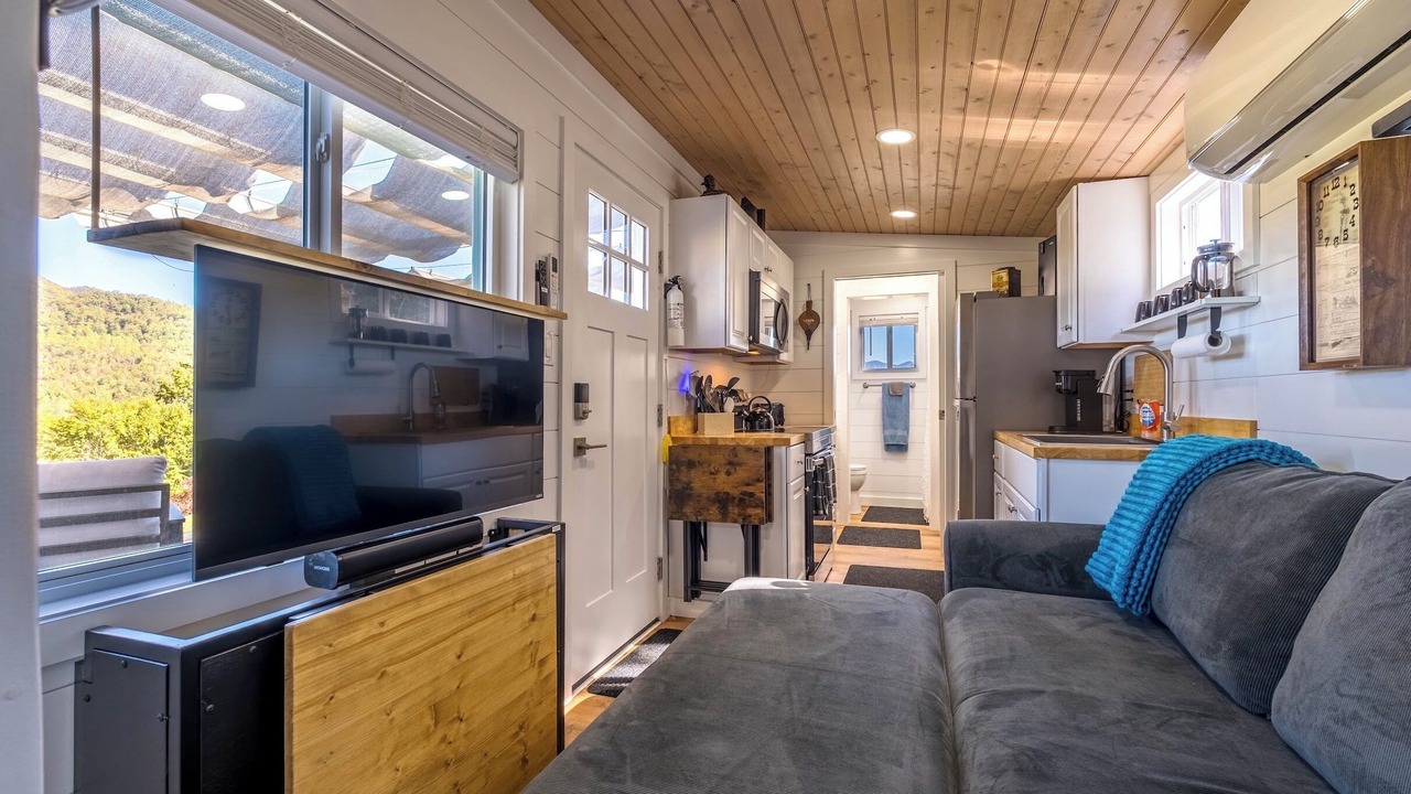 Photo of Livingroom in Hayesville