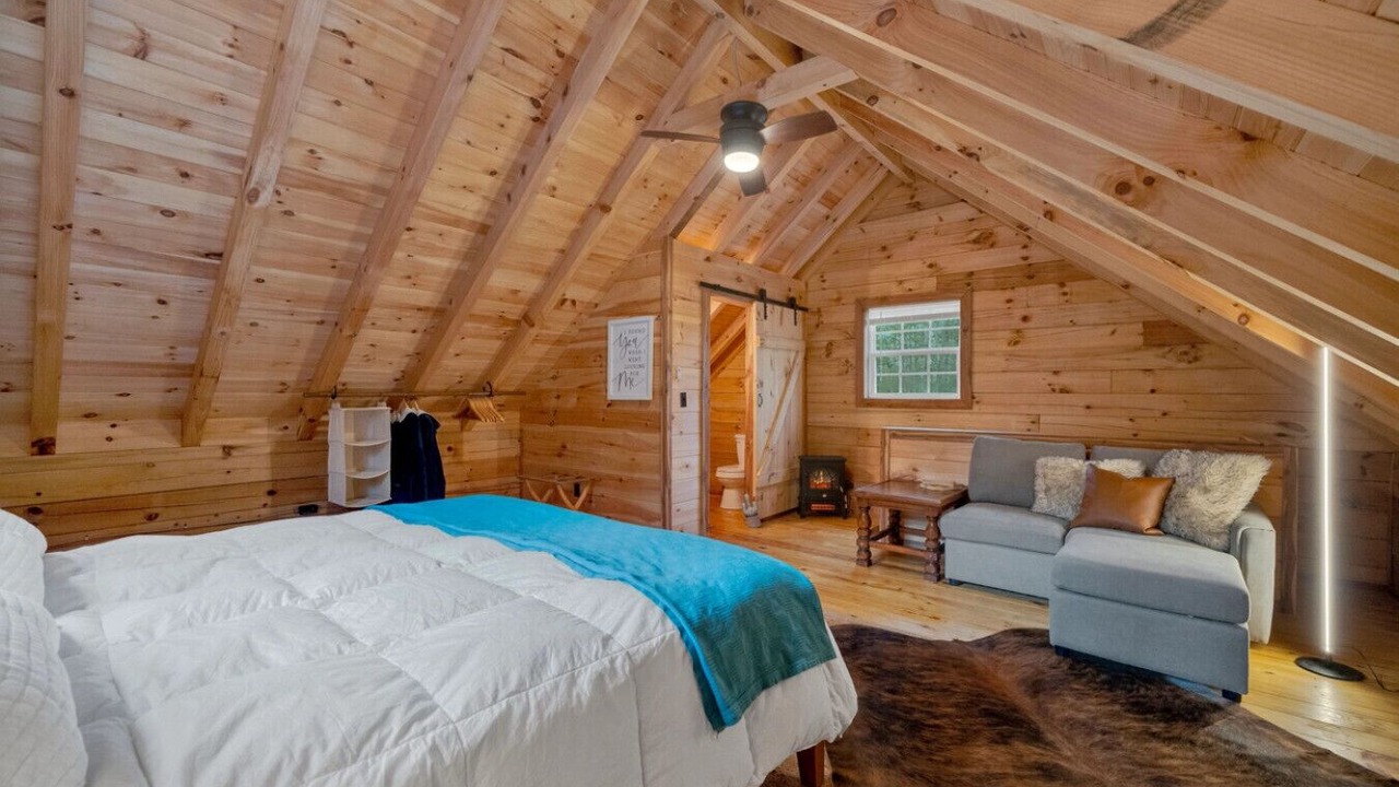 Photo of Bedroom in Jamestown