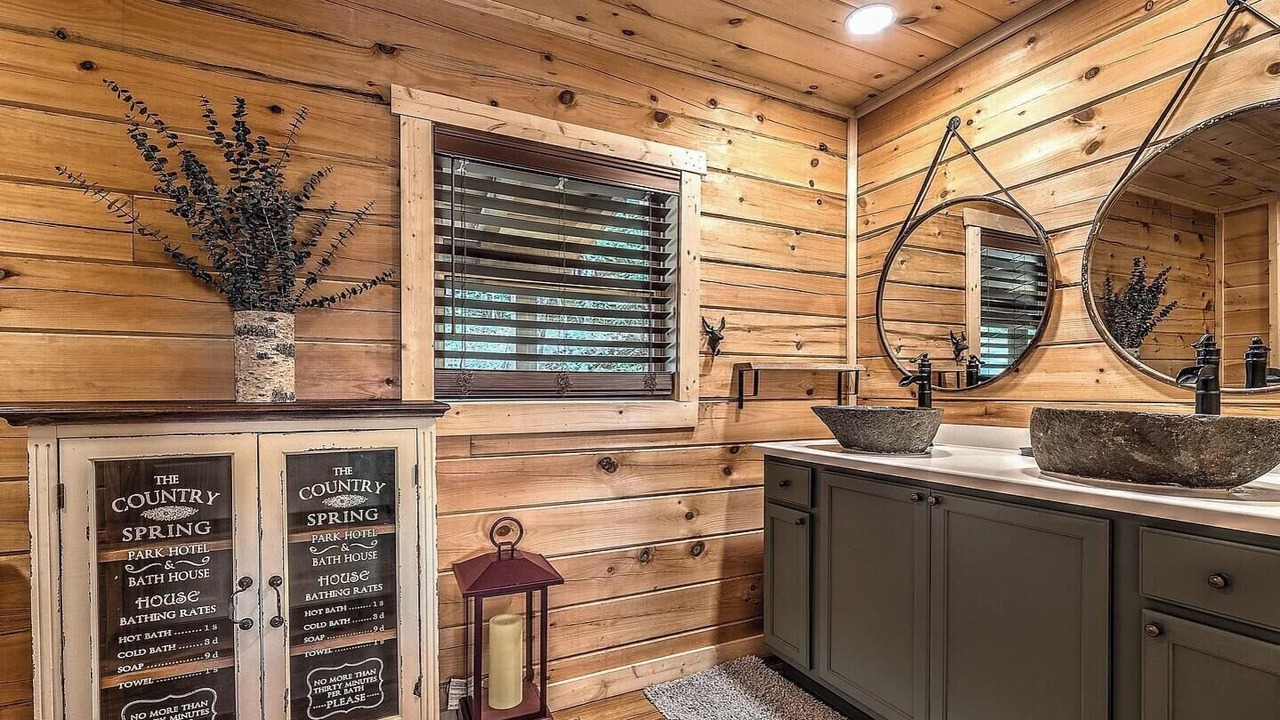 Photo of Bathroom in My Mountain