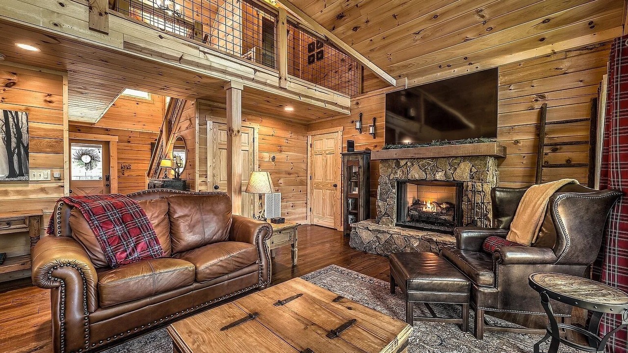 Photo of Livingroom in My Mountain