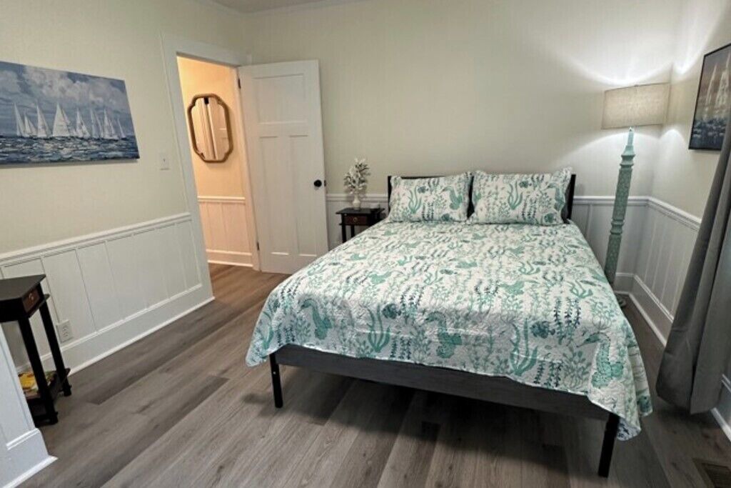 Photo of Bedroom in Myrtle Grove