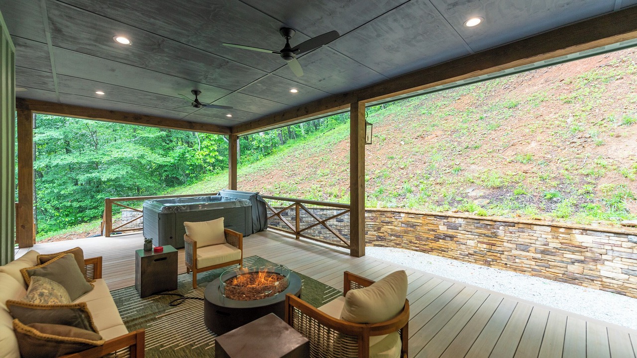 Photo of Patio Balcony in Burnsville
