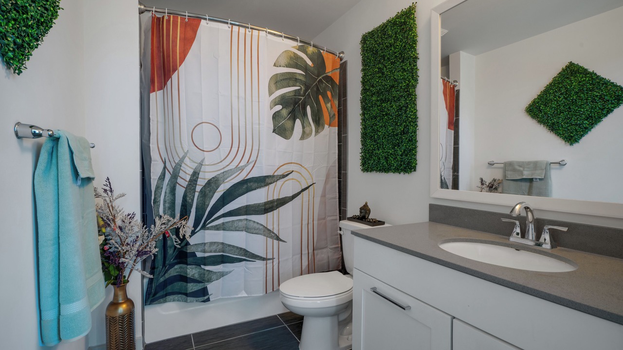 Photo of Bathroom in North Buckhead