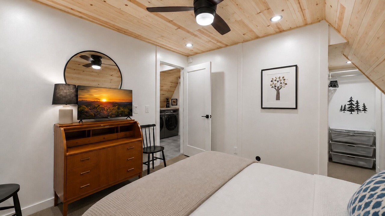 Photo of Bedroom in Ellijay
