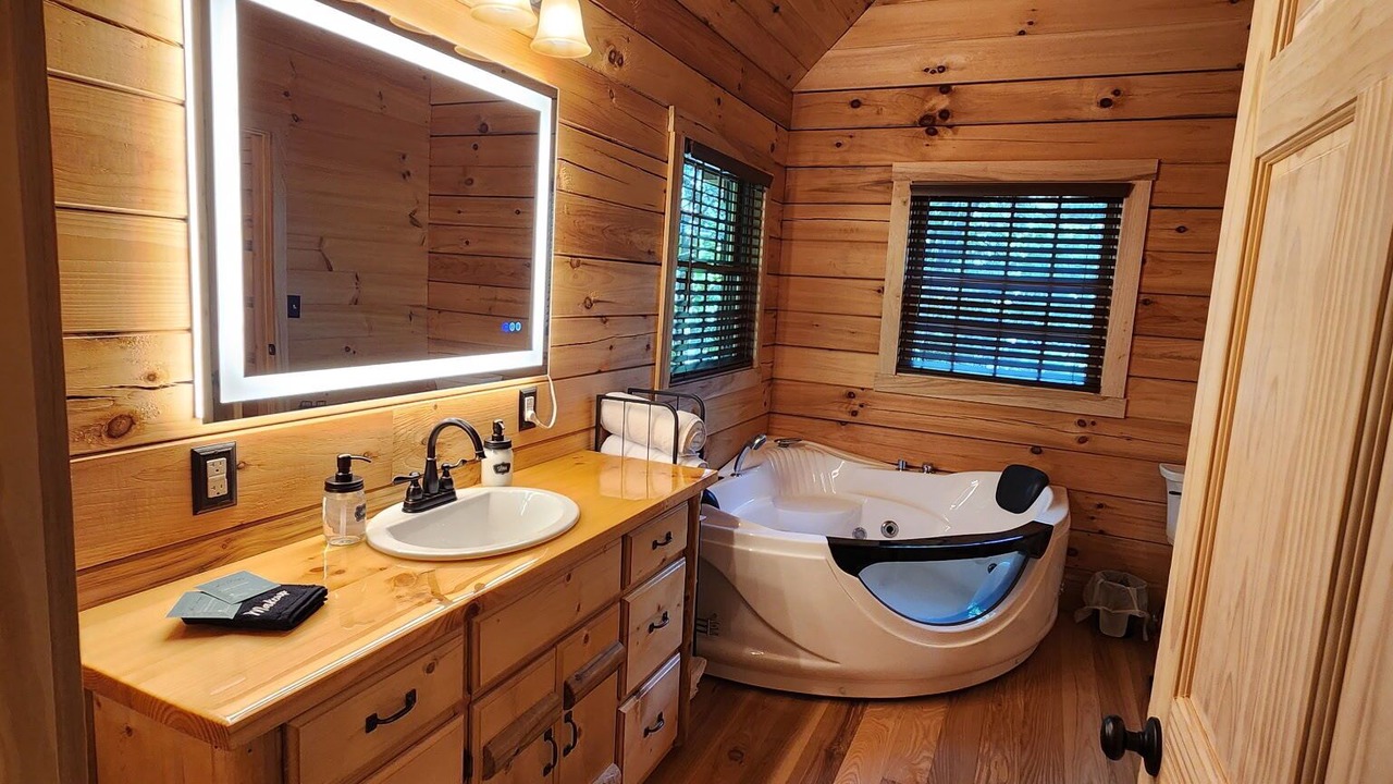 Photo of Bathroom in French Lick