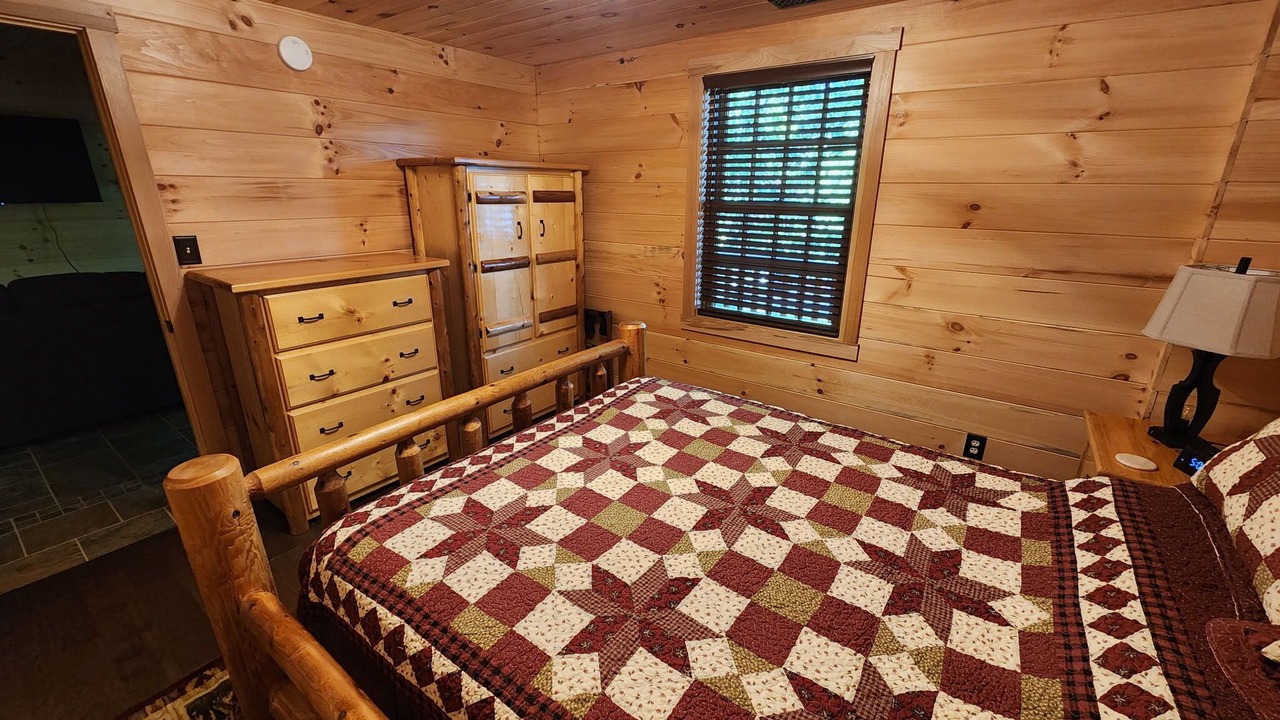 Photo of Bedroom in French Lick