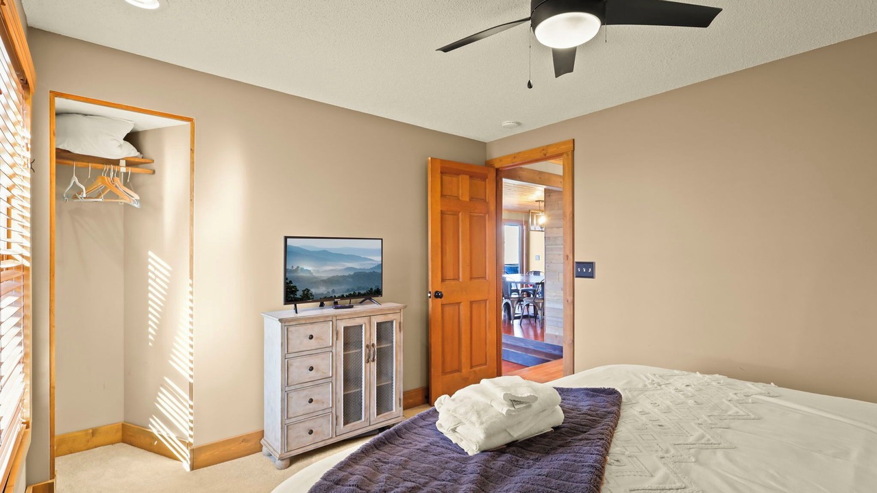Photo of Bedroom in Beech Mountain
