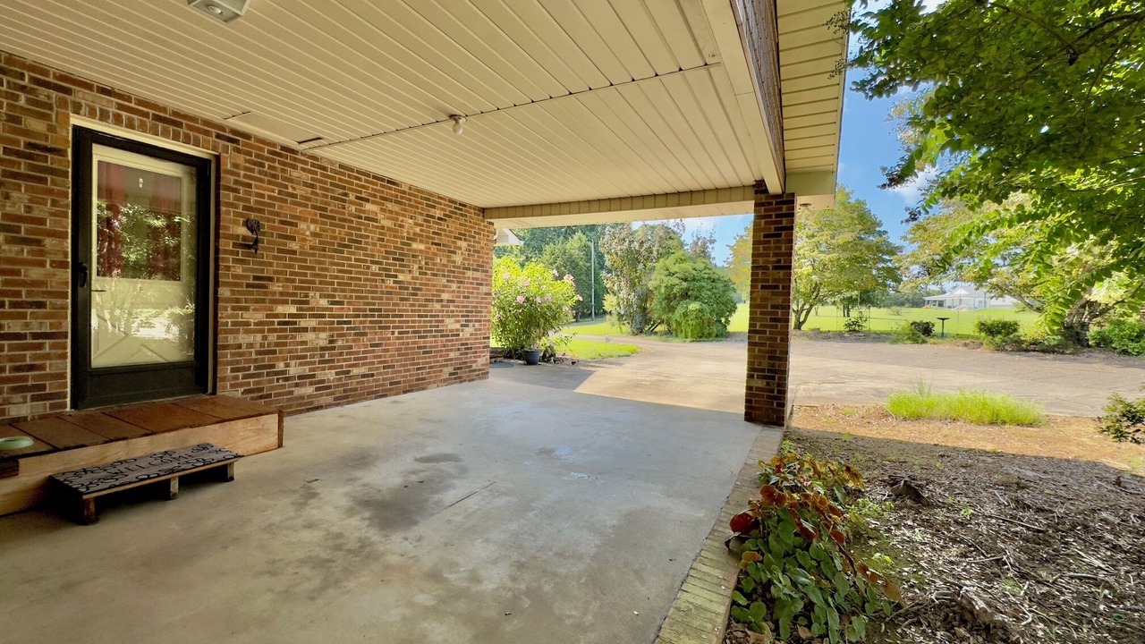 Photo of Patio Balcony in Halfway