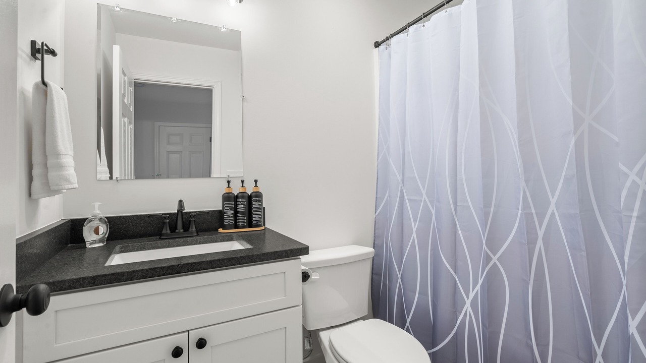 Photo of Bathroom in Dahlonega