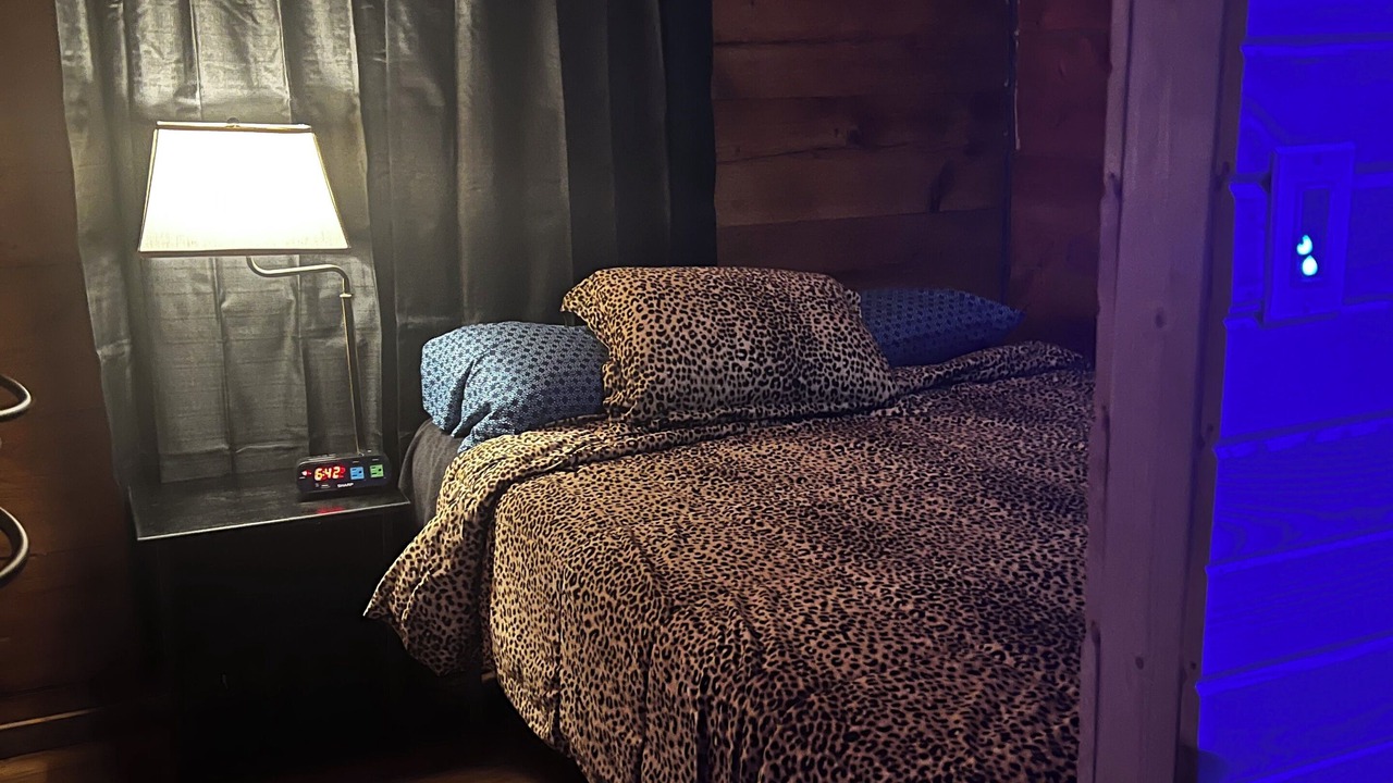 Photo of Bedroom in Hazard