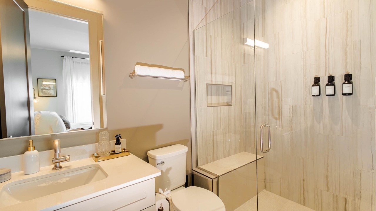 Photo of Bathroom in Historic Edgefield