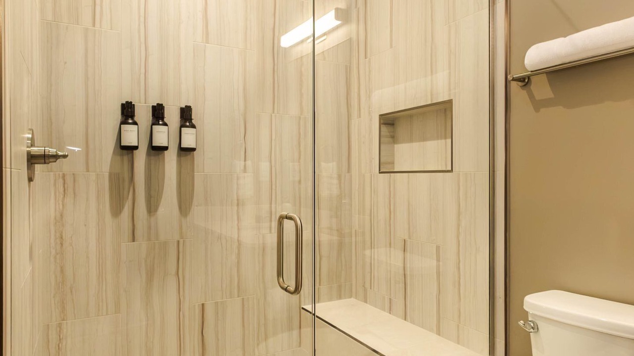 Photo of Bathroom in Historic Edgefield