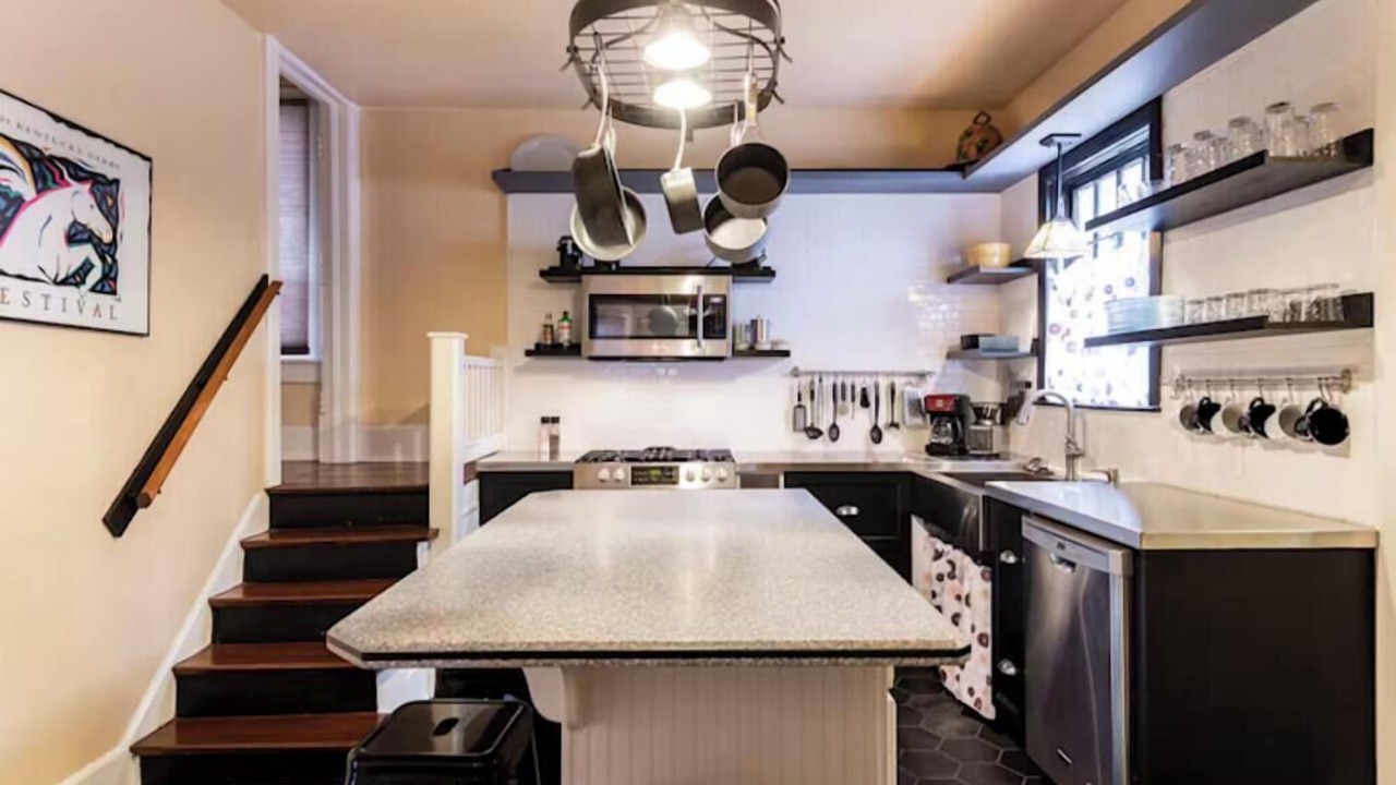Photo of Kitchen in Cherokee Triangle