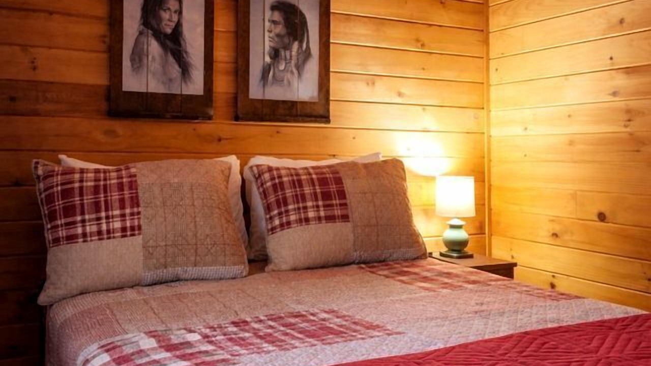 Photo of Bedroom in Copperhill